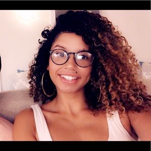 Meet your Posher, Breanna